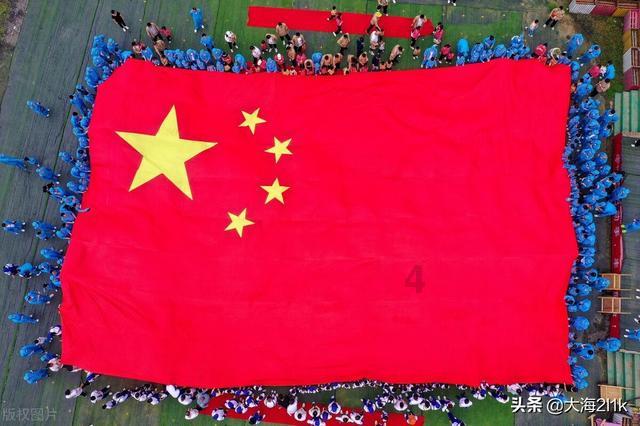 时尚公主做美甲